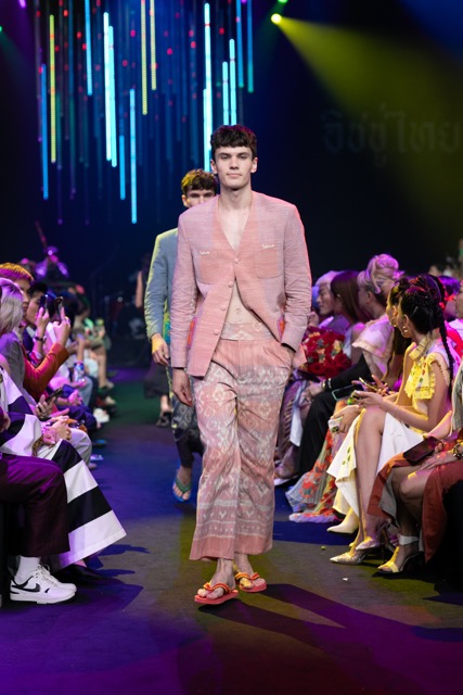 SIAM PARAGON BANGKOK INTERNATIONAL FASHION WEEK 2023