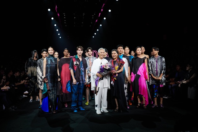 SIAM PARAGON BANGKOK INTERNATIONAL FASHION WEEK 2023