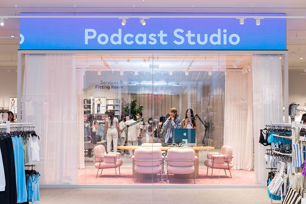 H M Siam Paragon Opening Brand New Shop Room Tourist Homepage Exclusive Privilege for Tourists